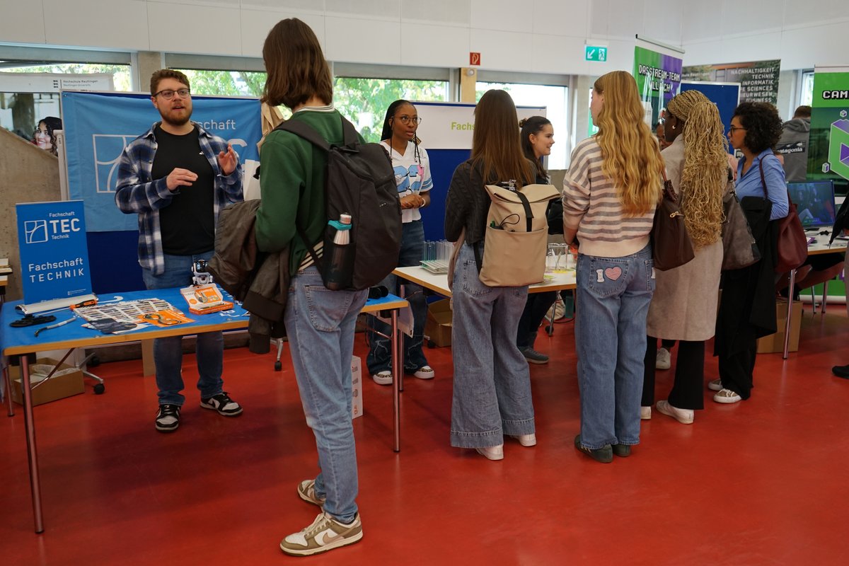 Die Fachschaft informiert Ersti-Studierende