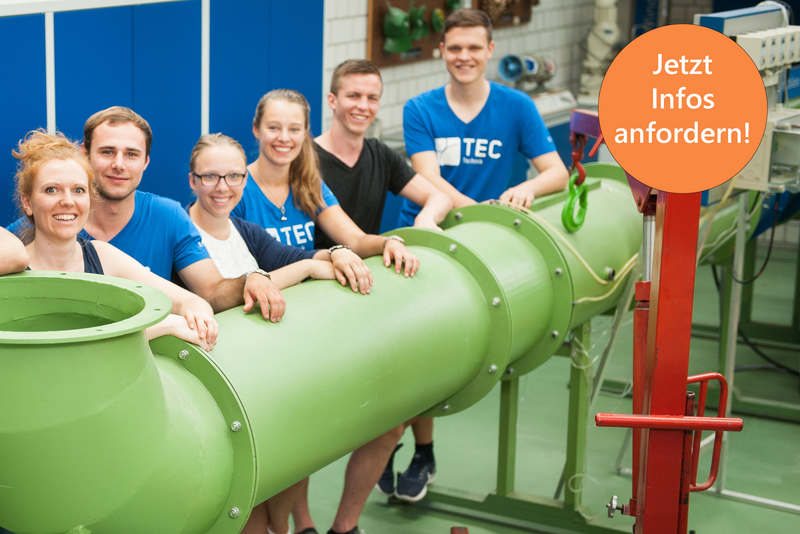 Studierende im Labor