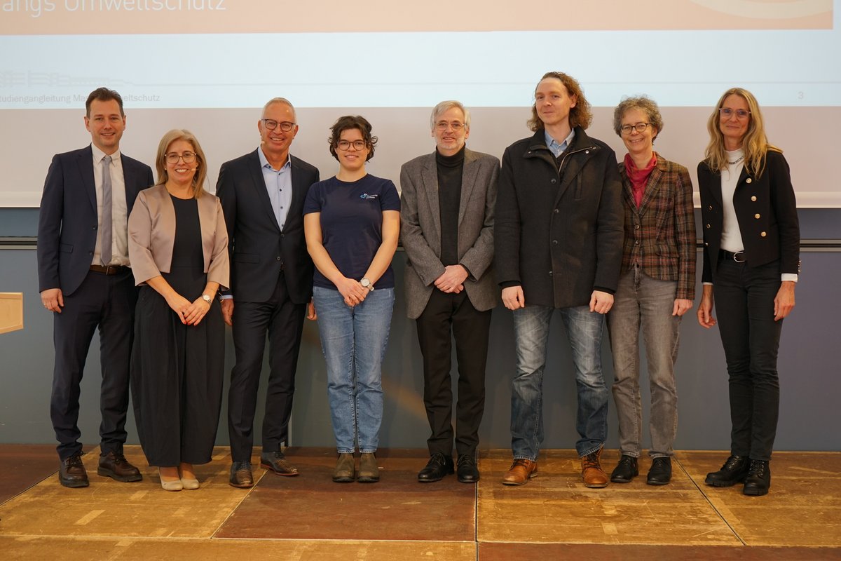 Engagement für Nachhaltigkeit: Die Studiendekane des Masterstudiengangs Umweltschutz, die Vertreter*innen der Hochschule und die Referent*innen zeigten sich zufrieden mit dem Umwelttag an der Hochschule